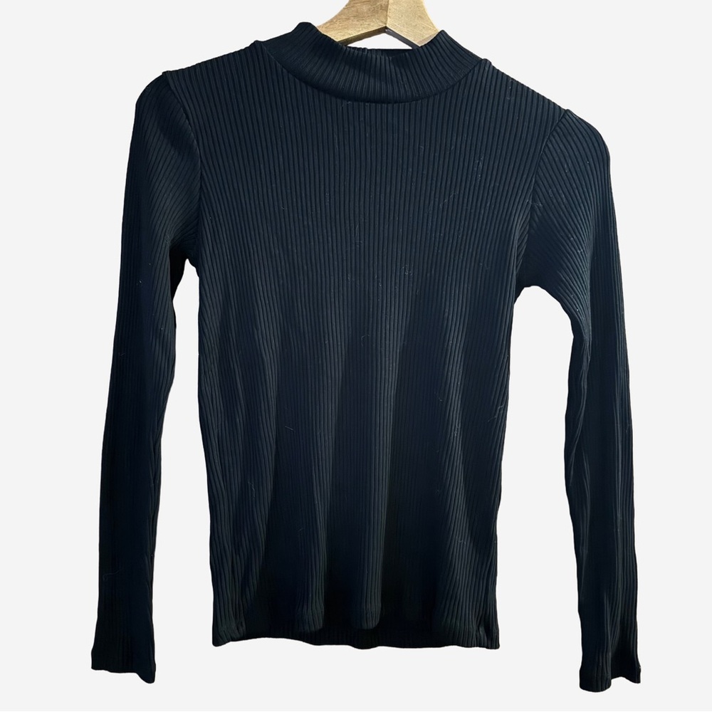 Uniqlo Black Ribbed Mock Neck Long Sleeve Top